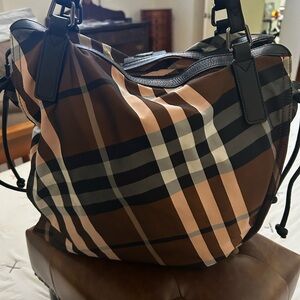 Burberry tote bag